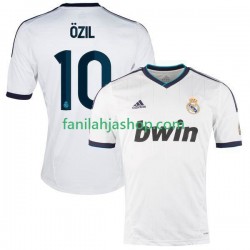 Real Madrid Pelipaidat Ozil 2012 2013 Retro Kotipelipaita Lyhythihainen ,Miehet