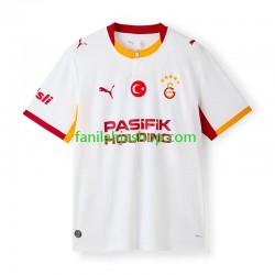 Galatasaray Pelipaidat Vieraspelipaita 2026-2027 Lyhythihainen ,Miehet Galatasaray Pelipaidat Vieraspelipaita 2026-2027 Lyhythihainen ,Miehet