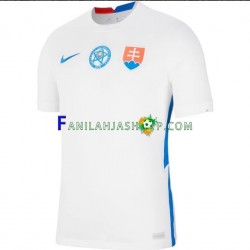 Slovakia Pelipaidat 2020-2021 Vieraspelipaita Lyhythihainen ,Miehet